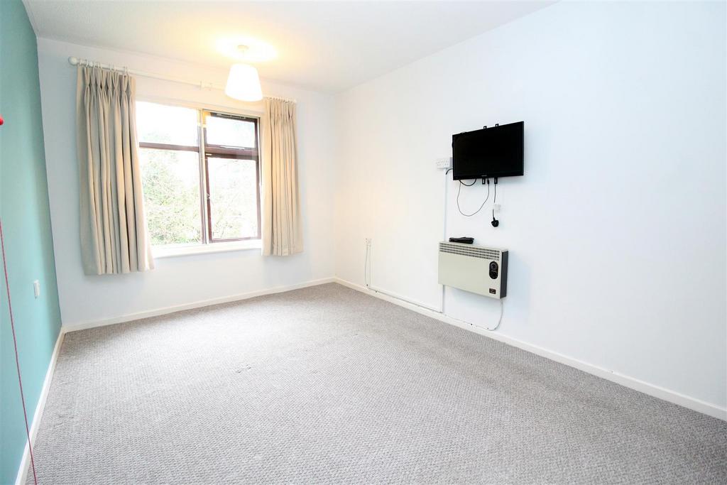Bedroom 3.JPG
