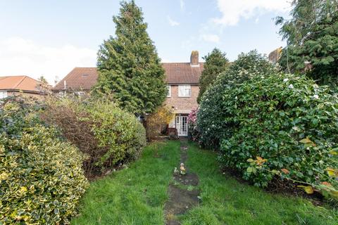 115 Northover, Bromley, BR1 5JU