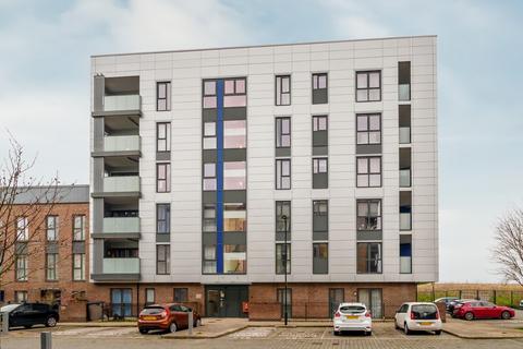 Flat 19, Greengage Court Broadis Way, Rainham, RM13 8GY