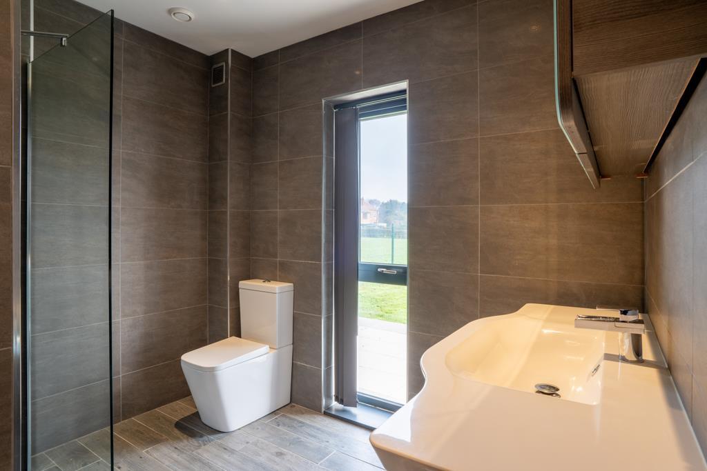 Master En-Suite