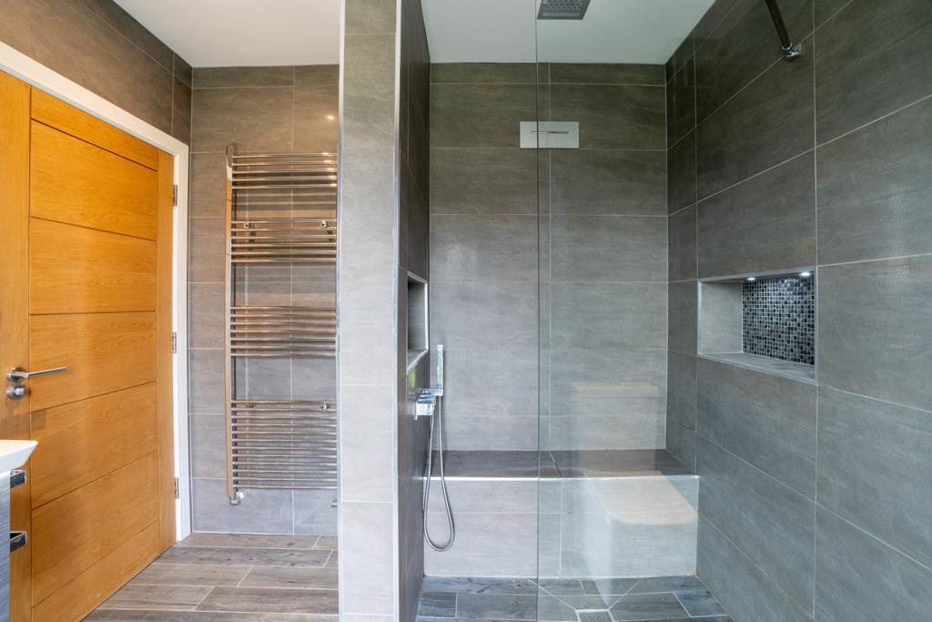 Master En-Suite