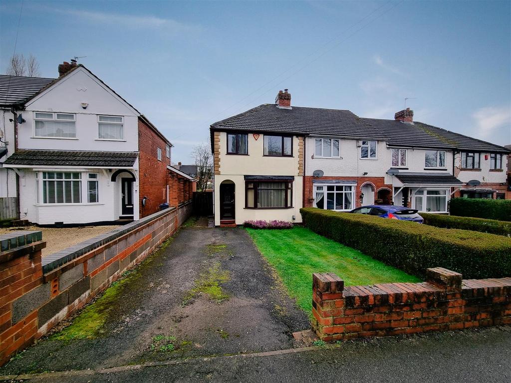 Coombes Lane, Longbridge, Birmingham 3 bed semidetached house for sale