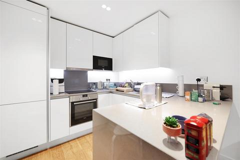 1 bedroom apartment for sale, Dickens Yard ¦ London ¦ W5 ¦ Ealing