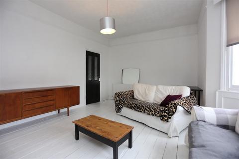 4 bedroom maisonette to rent, Blatchington Road, Hove