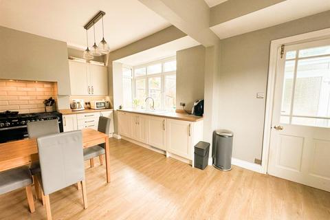 16 Beech Hill Road, Carleton, Skipton, BD23 3EN