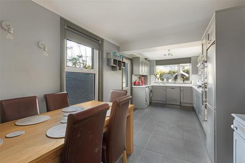 3 bedroom terraced house for sale, Clare Road, Whitstable