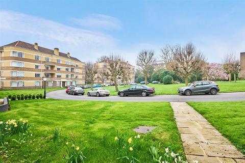 1 bedroom flat for sale, Heath Rise, Kersfield Road, Putney