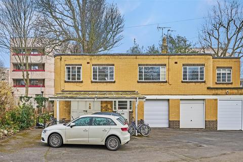 1 bedroom flat for sale, Heath Rise, Kersfield Road, Putney