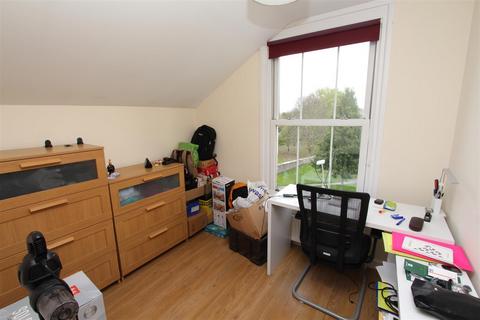 2 bedroom flat to rent - 15 Station Road, Keynsham, Bristol