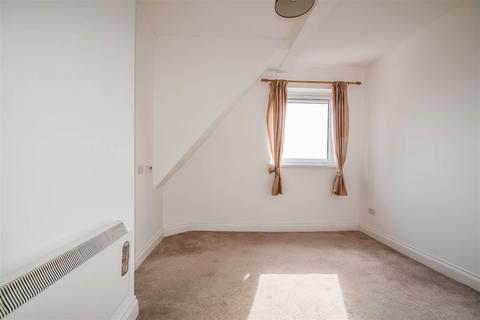 1 bedroom flat to rent - Burleigh Court, Westcliff-On-sea SS0