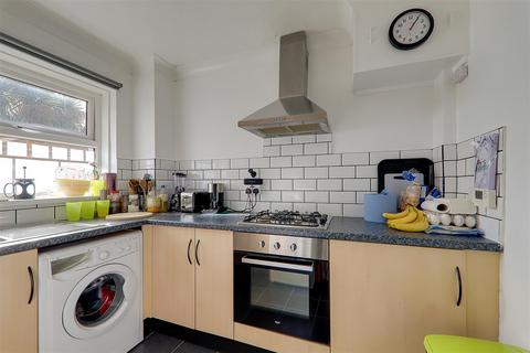 1 bedroom flat for sale, Littlehampton Road, Worthing BN13