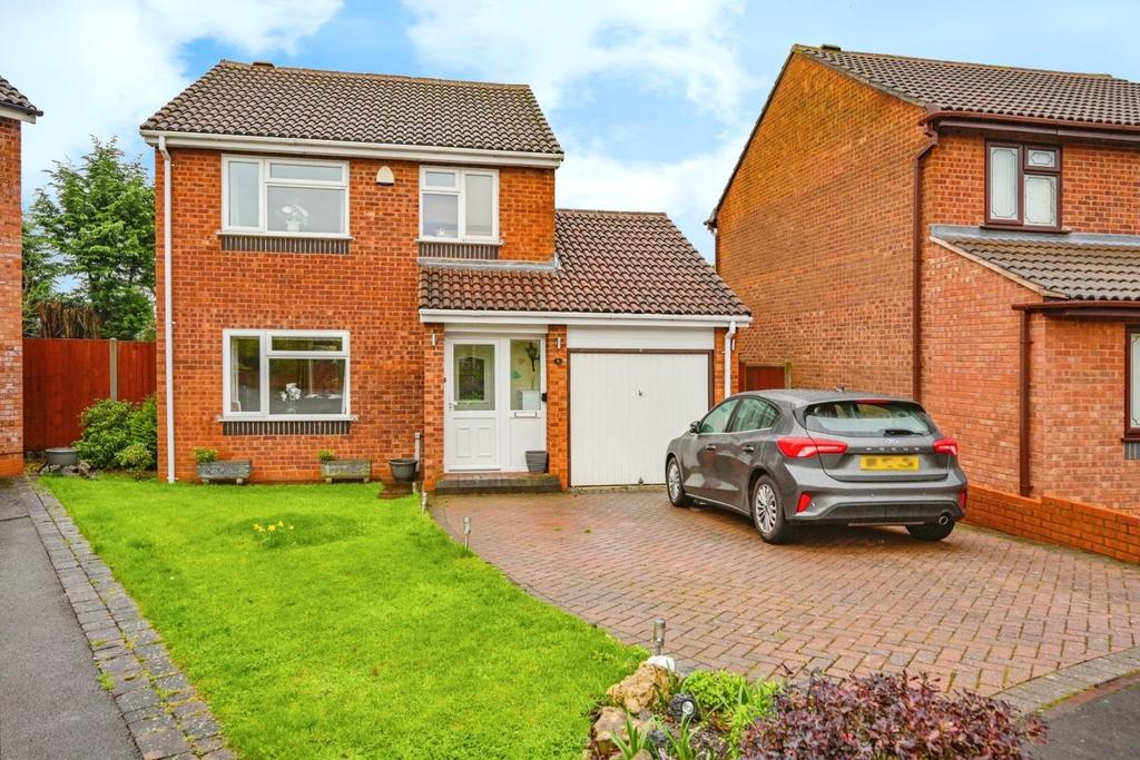 Darnford Close, Sutton Coldfield 3 bed detached house for sale £420,000