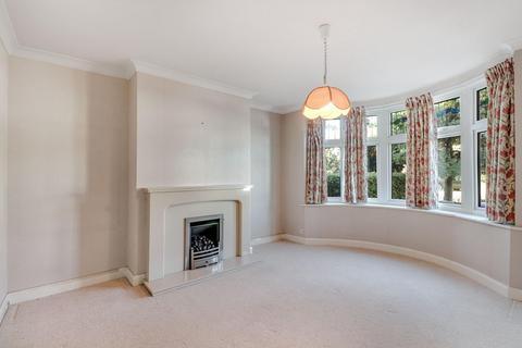 52 Langdale Crescent, Bexleyheath, DA7 5DY