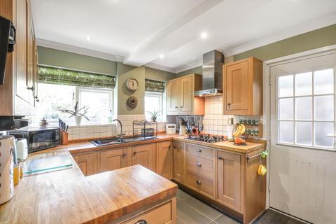 131 Wellington Avenue, Sidcup, DA15 9HB