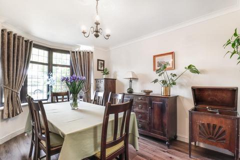 131 Wellington Avenue, Sidcup, DA15 9HB