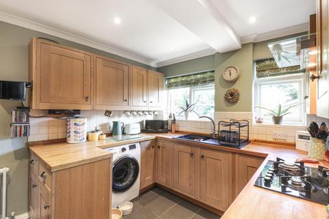 131 Wellington Avenue, Sidcup, DA15 9HB