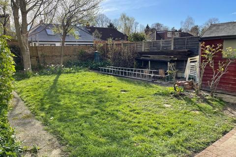 51 Gloucester Avenue, Sidcup, DA15 7LP