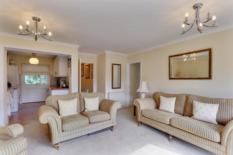 Flat 16, Spindle House Manor Road, Sidcup, DA15 7HY