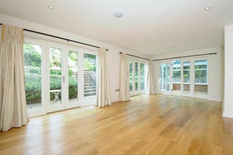 5 bedroom detached house to rent, Southwood Avenue, Kingston Upon Thames, KT2