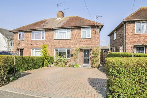 3 bedroom semi-detached house for sale - Keepers Farm Close, Windsor