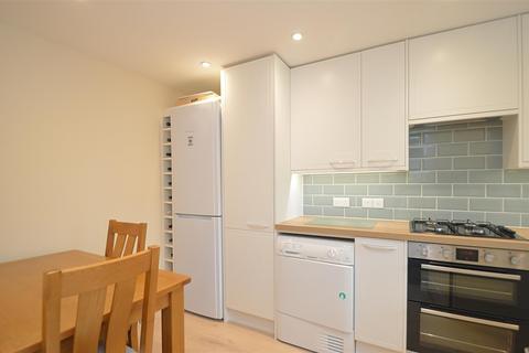 2 bedroom property for sale, CHAIN FREE * SANDOWN