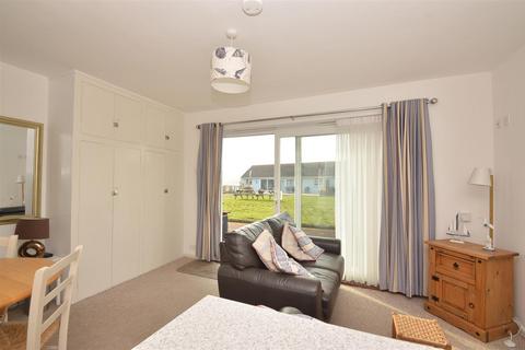 2 bedroom semi-detached bungalow for sale, SALTERNS BEACH BUNGALOWS, SEAVIEW