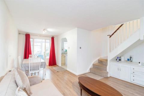 3 bedroom end of terrace house for sale, Lynmouth Crescent, Furzton, Milton Keynes