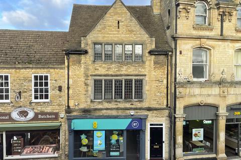 2 bedroom townhouse to rent, High Street, Stamford