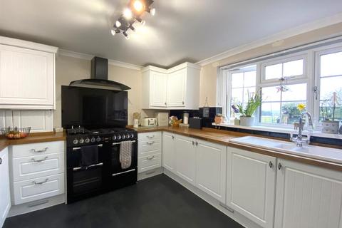Heather Cottage, 68 Bedale Road, Aiskew, Bedale, DL8 1DD