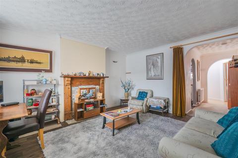 26 Cedar Drive, Keynsham, Bristol, BS31 2TX