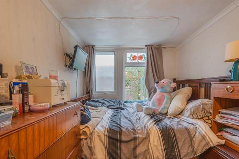 26 Cedar Drive, Keynsham, Bristol, BS31 2TX