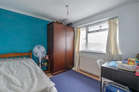 26 Cedar Drive, Keynsham, Bristol, BS31 2TX