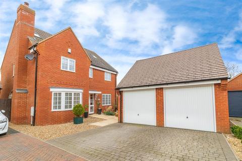 6 bedroom detached house for sale, The Mead, Soulbury, Buckinghamshire