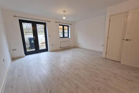 3 bedroom end of terrace house for sale - Melrose Close, Devon EX16