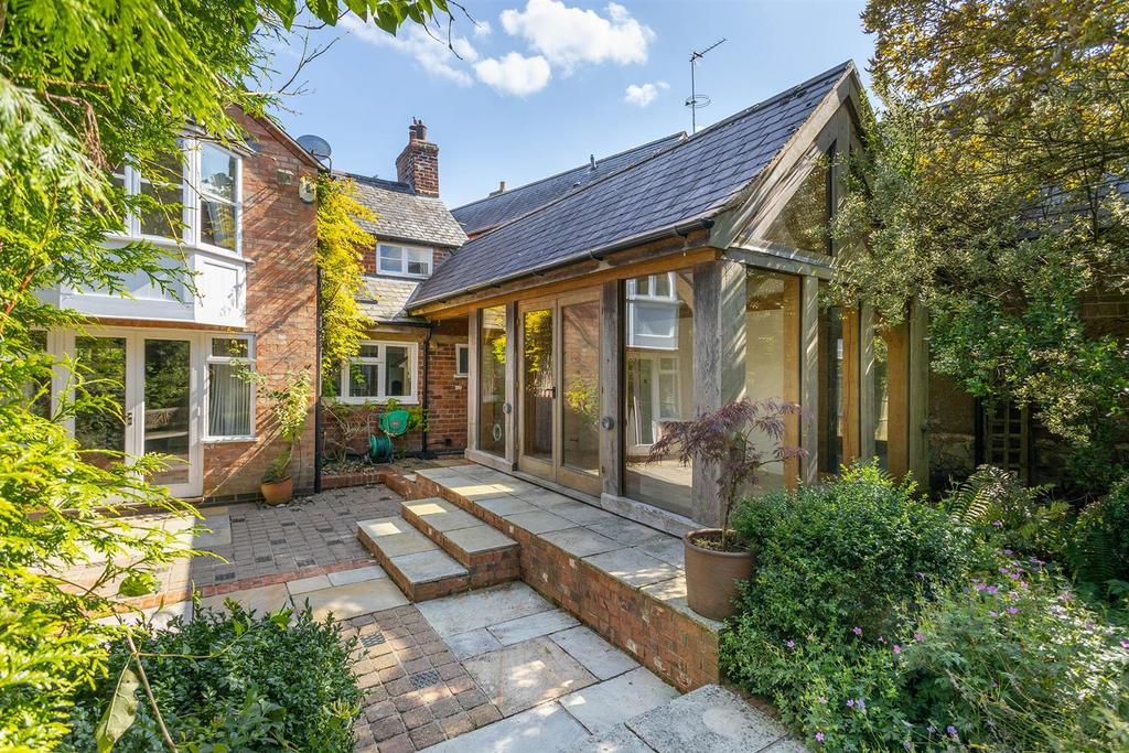 Back Lane, Shearsby 3 bed cottage for sale £515,000