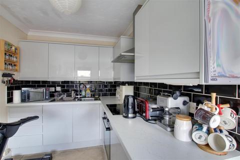 3 bedroom townhouse for sale, Robbs Walk, St. Ives