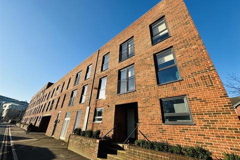 2 bedroom apartment for sale, Silk Street, Salford