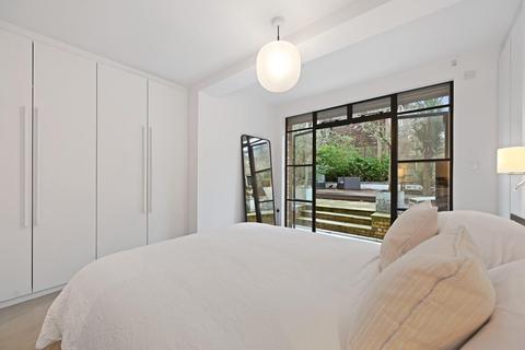 2 bedroom flat for sale, Benbow Road W6