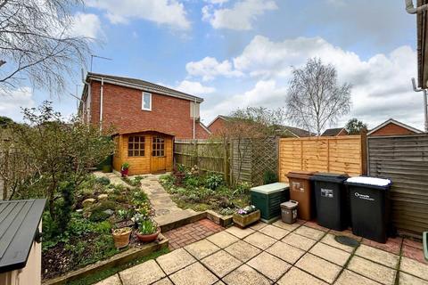 18 Beddoes Close, Wootton, Northampton, NN4 6BT
