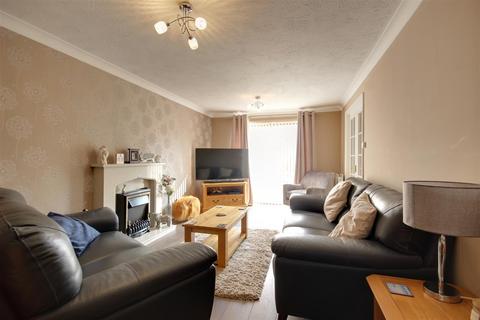 4 bedroom detached house for sale, Wiske Avenue, Brough