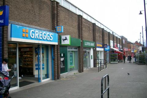 Retail property (high street) to rent, The Green, Sunderland SR5