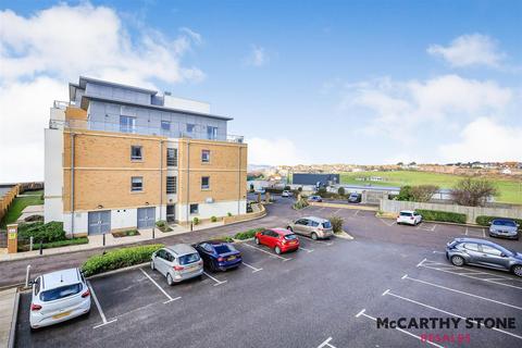 1 bedroom apartment for sale, Eversley Court, Dane Road, Seaford, East Sussex BN25 1FF