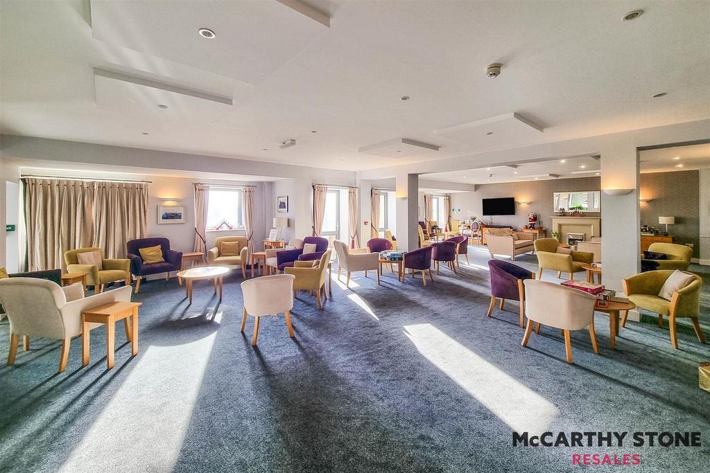 Eversleycourt17.jpg