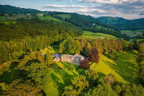 9 bedroom detached house for sale, Betws Road, Llanrwst