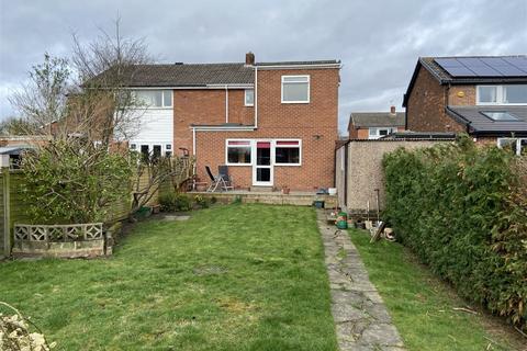 4 bedroom semi-detached house for sale, Uplands Drive, Mirfield WF14