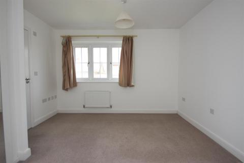 3 bedroom semi-detached house for sale - Glover Close, Salisbury SP1