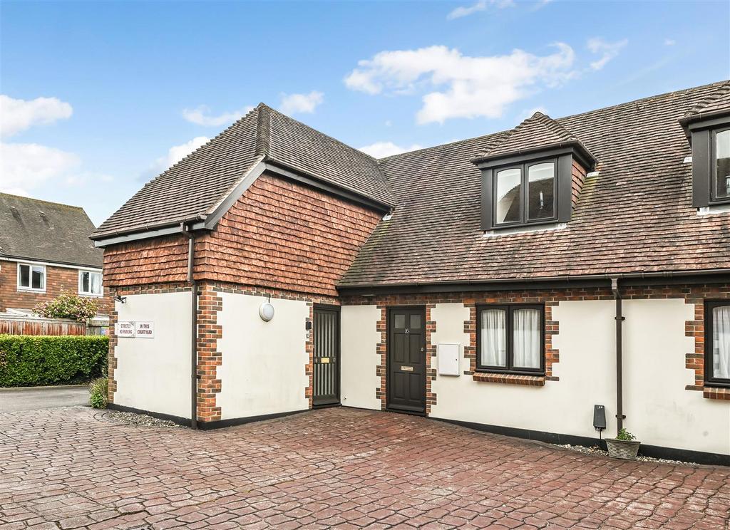 Priors Acre, Boxgrove, Chichester 1 bed apartment for sale £157,500