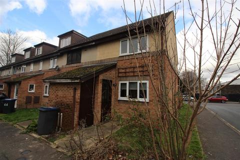 2 bedroom terraced house to rent, Regency Place, Canterbury