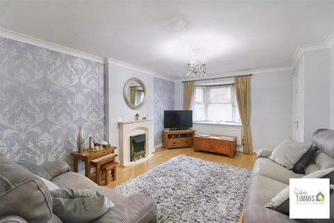 3 bedroom townhouse for sale, Chillington Way, Stoke-On-Trent