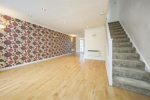 3 bedroom house for sale, Spencer Road, Isleworth